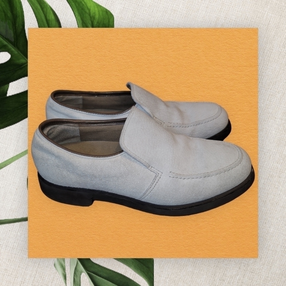 HUSH PUPPIES Vintage Ivory Suede Leather Loafers Size 7M Women's
